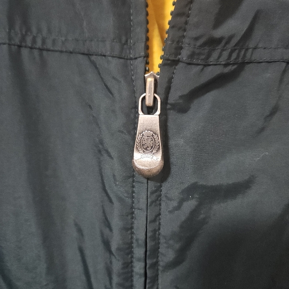 Tommy Hilfiger Small Green with Blue lining Jacket like new seldomly worn - Picture 3 of 9
